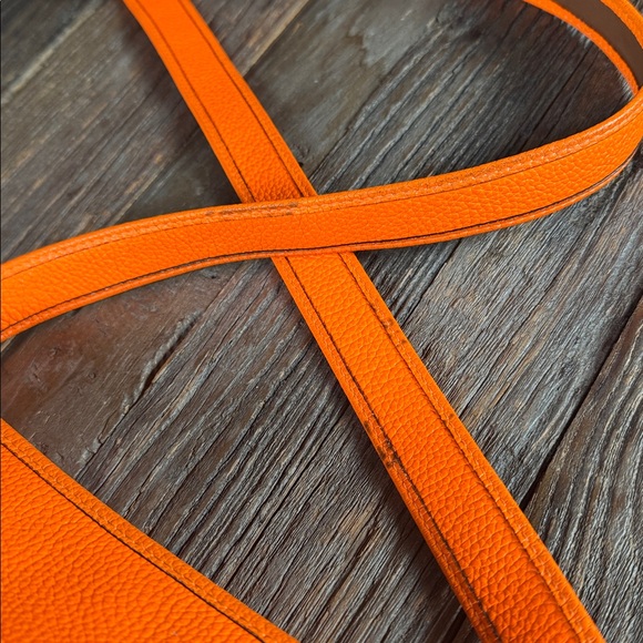 Coach vintage  neon orange duffle mini bucket feed bag crossbody (flaws) w/COA - Picture 8 of 16